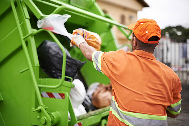 Best Attic Cleanout Services  in Mobile, AL